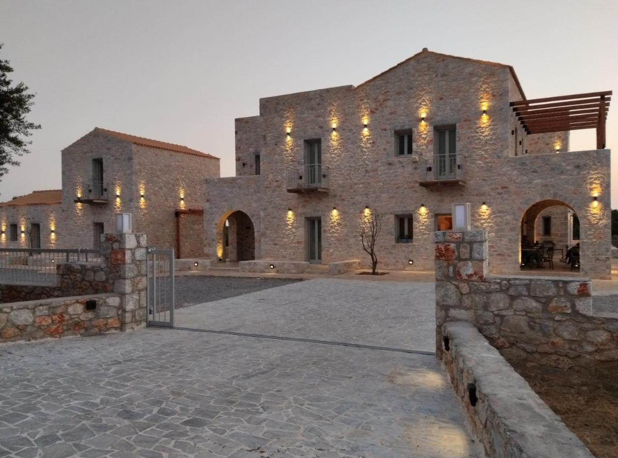 Terra Di Pietra Exclusive Suites & Apartments Ареополис Экстерьер фото
