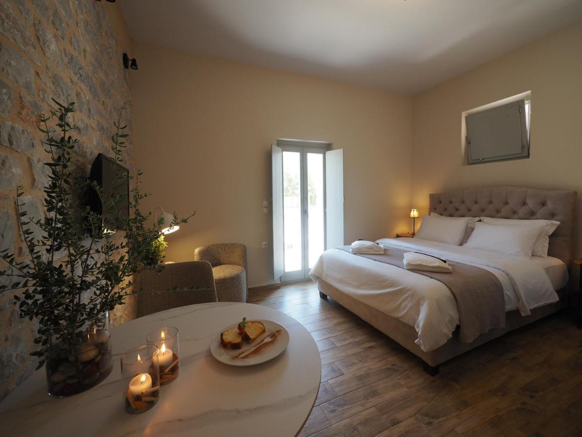Terra Di Pietra Exclusive Suites & Apartments Ареополис Экстерьер фото