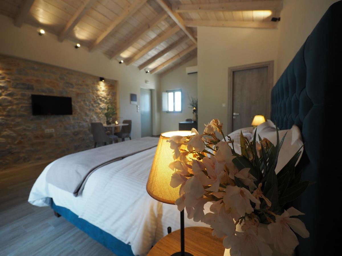 Terra Di Pietra Exclusive Suites & Apartments Ареополис Экстерьер фото