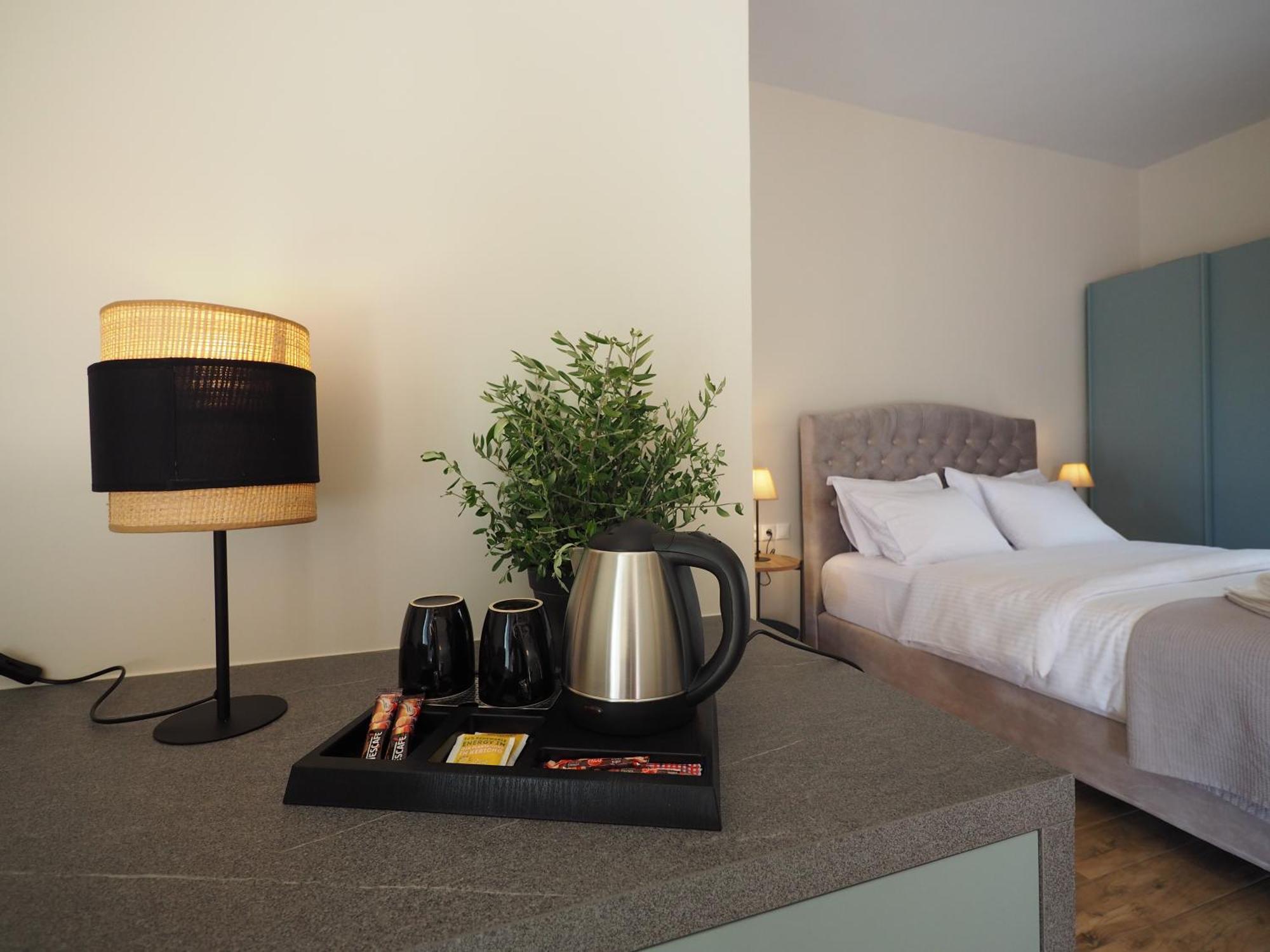 Terra Di Pietra Exclusive Suites & Apartments Ареополис Экстерьер фото