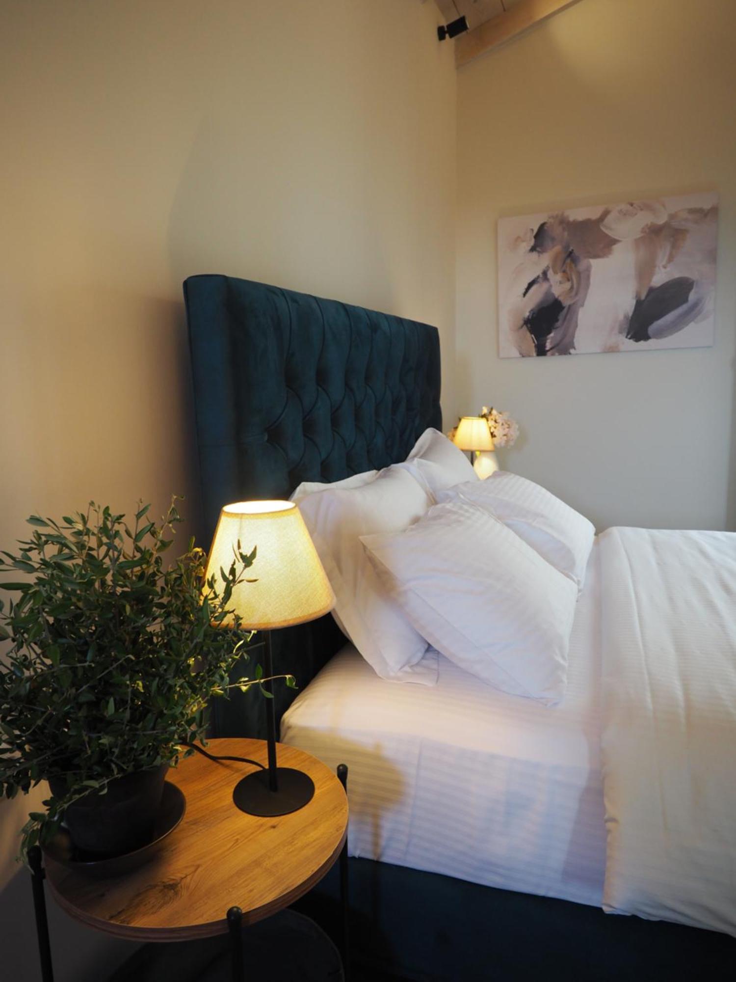 Terra Di Pietra Exclusive Suites & Apartments Ареополис Экстерьер фото